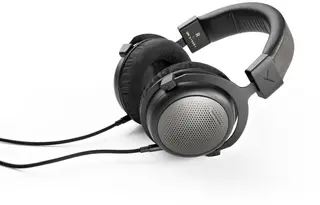 T1 HiFi hoofdtelefoon met kabel, Tesla Technology 32 Ohm, zwart