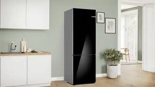 Bosch Serie 6 KGN49LBCF koel-vriescombinatie Vrijstaand 440 l Zwart