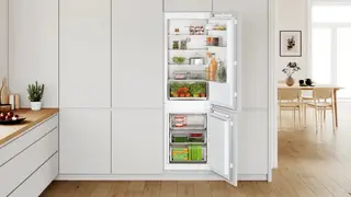 Bosch KIN86NFE0 - Koelen