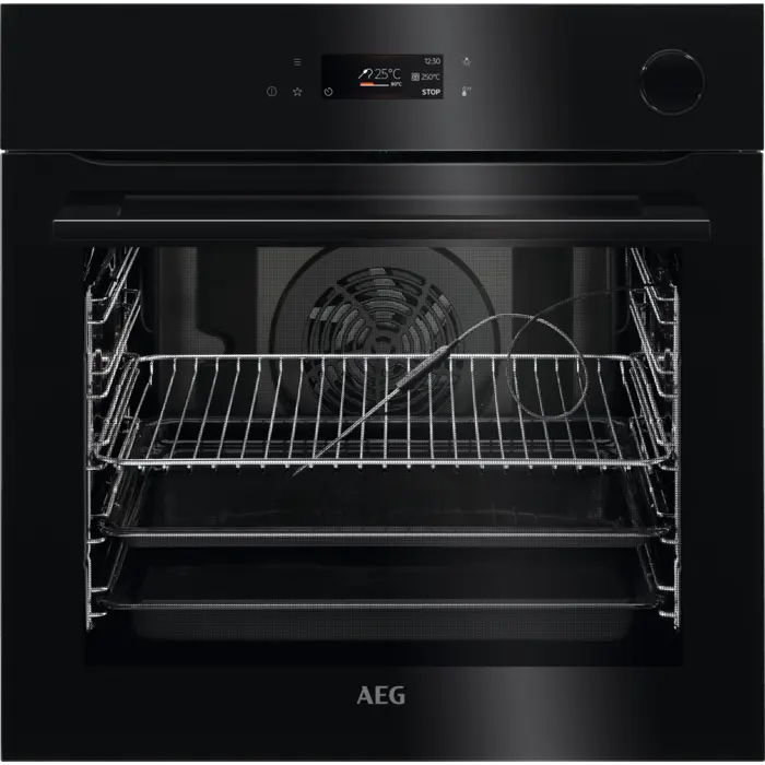 AEG 7000 serie SteamCrisp Heteluchtoven met stoomondersteuning met pyrolysereiniging BSK772281B