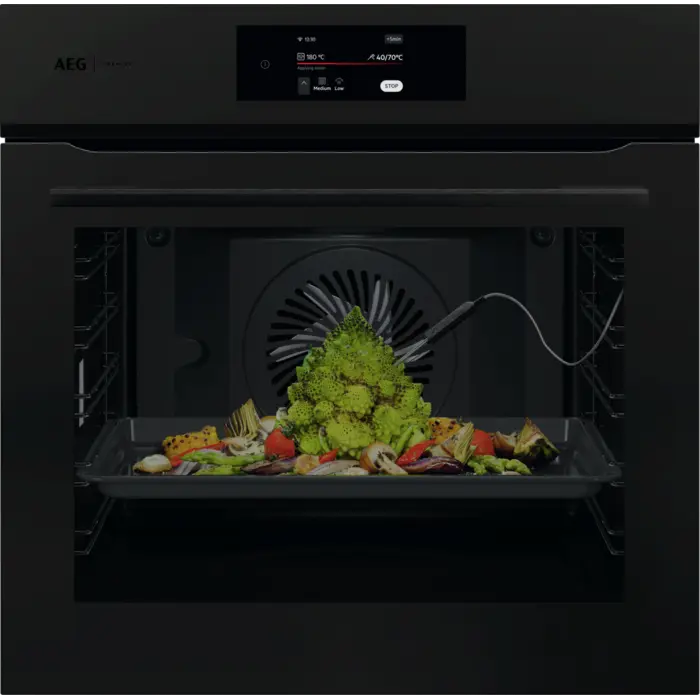 AEG 7000 MealAssist - Heteluchtoven met pyrolysereiniging BP7200T