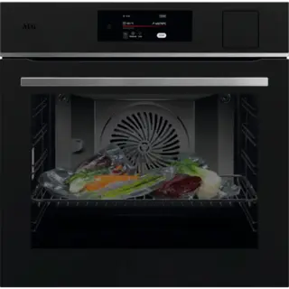 AEG 8000 MealAssist met SteamPro Combi hetelucht- en stoomoven TP8SB73WAT